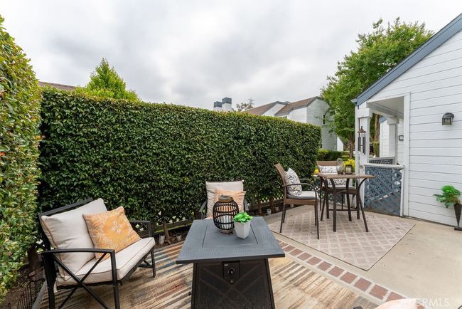 77 Fallingstar, Condo with 2 bedrooms, 3 bathrooms and 1 parking in Irvine CA | Image 32