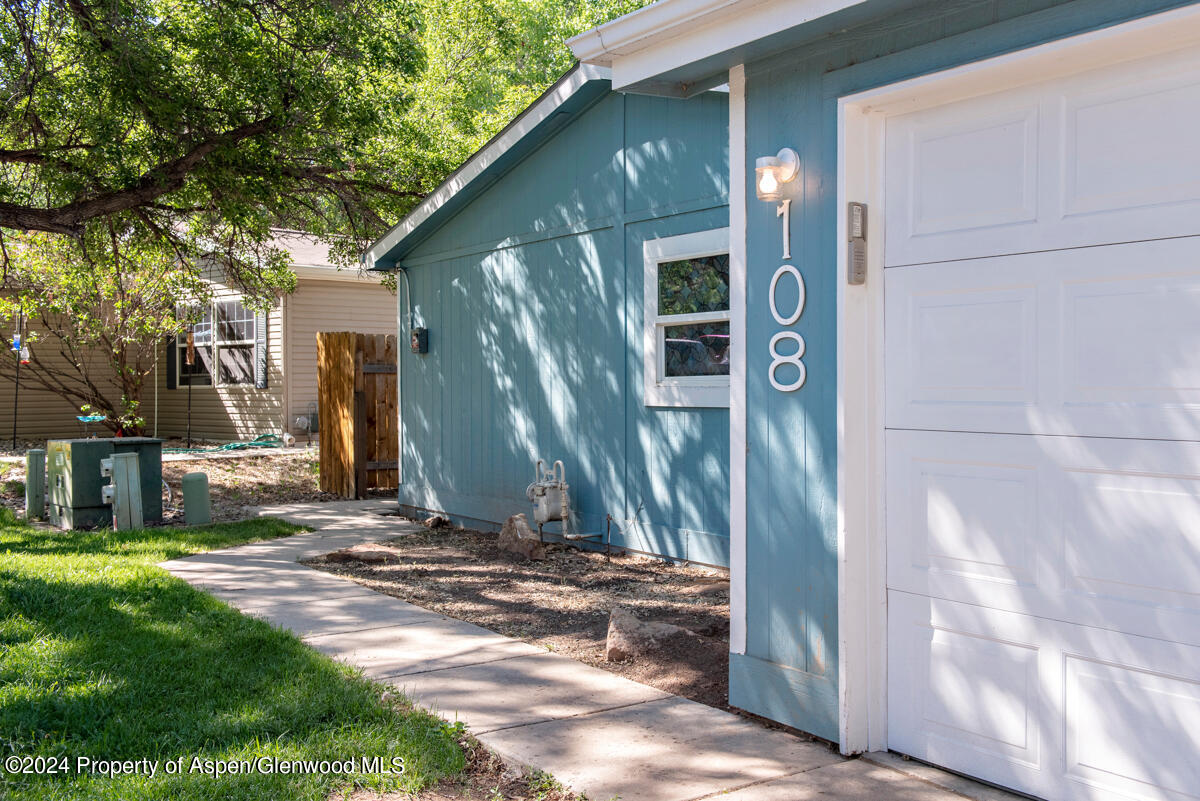 Queen City Cir, Parachute, CO 81635