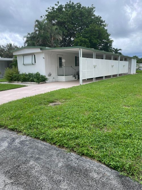 452 Nw 51st St, Deerfield Beach, FL, 33064-2312 | Card Image