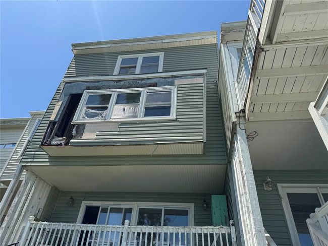 5 Tiki Cir, Townhouse with 4 bedrooms, 4 bathrooms and 4 parking in Tiki Island TX | Image 9