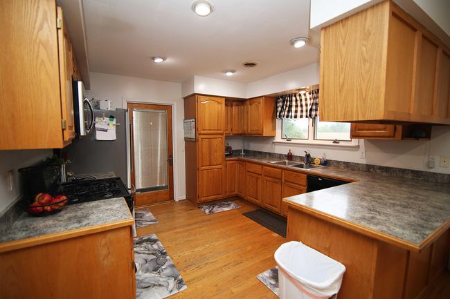53240 Hemlock Lake Rd, House other with 4 bedrooms, 3 bathrooms and null parking in Marcellus MI | Image 12