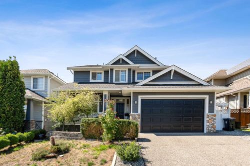 7051 196b St, Langley, BC, V2Y2Z7 | Card Image