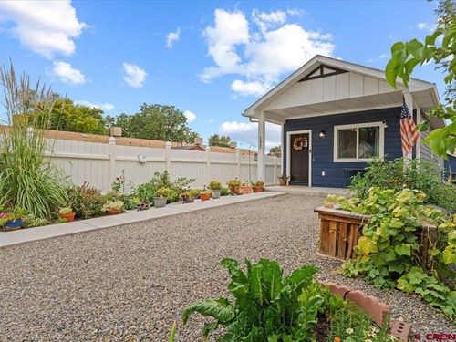 137 Grand Ave, Delta, CO, 81416-2017 | Card Image