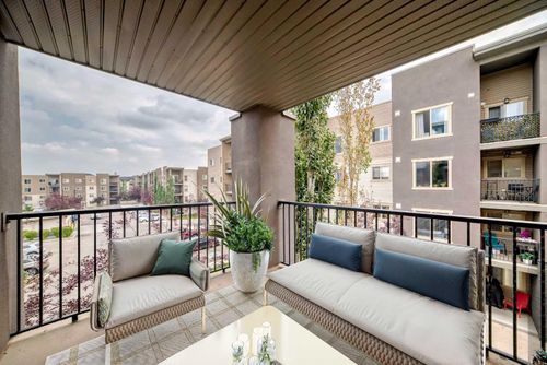 4320-403 Mackenzie Way Sw, Airdrie, AB, T4B3V7 | Card Image