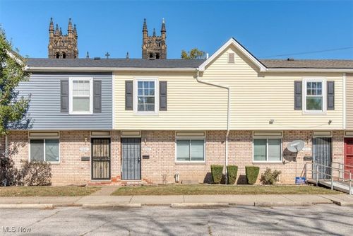 7207 Otis Ct, Cleveland, OH, 44104-3017 | Card Image