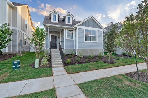 109 Tillage Rd, Elgin, TX, 78621-2553 | Card Image