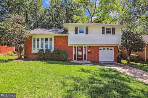 6518 Wilmett Rd, BETHESDA, MD, 20817-2318 | Card Image