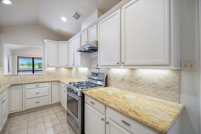 5709 Southern Cross Dr, Townhouse with 3 bedrooms, 3 bathrooms and null parking in Rockwall TX | Image 12