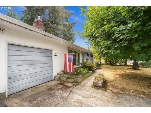456 Nw Dennis Ave, Hillsboro, OR, 97124-2943 | Card Image