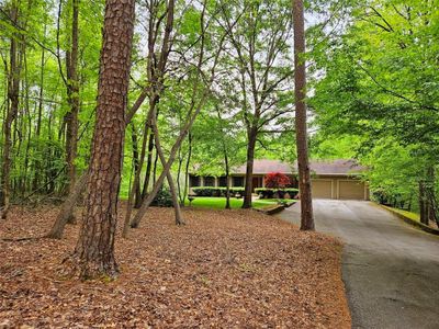 500 Mc Cartan Trail, House other with 3 bedrooms, 3 bathrooms and 2 parking in Clarkesville GA | Image 1