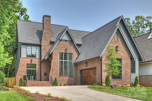 2921 Windsor Ave, Charlotte, NC, 28209-1325 | Card Image