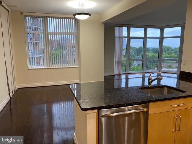 APT-1017 - 8220 Crestwood Heights Dr, Condo with 2 bedrooms, 2 bathrooms and null parking in MCLEAN VA | Image 32