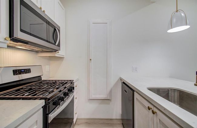 4006 Navigation Blvd, Home with 1 bedrooms, 1 bathrooms and null parking in Houston TX | Image 13