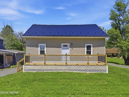 2210 Mahaffey Ln, Williamsport, PA, 17701-1226 | Card Image