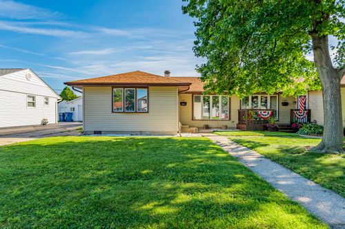 8801 Kilbourn Avenue, Hometown, IL, 60456 | Card Image