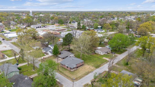 312 Mcbee St, House other with 3 bedrooms, 2 bathrooms and null parking in Commerce OK | Image 27