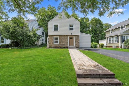 106 Wellington Rd, Syracuse, NY, 13214-2224 | Card Image