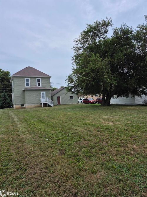502 E 7th St, Carroll, IA, 51401-2524 | Card Image