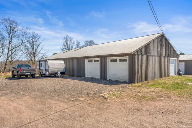 183 Bailey St, House other with 3 bedrooms, 3 bathrooms and 8 parking in Glastonbury CT | Image 36