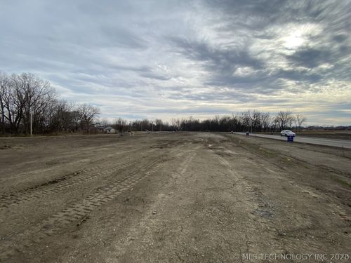 3 W Phillips Rd, Skiatook, OK, 74070 | Card Image