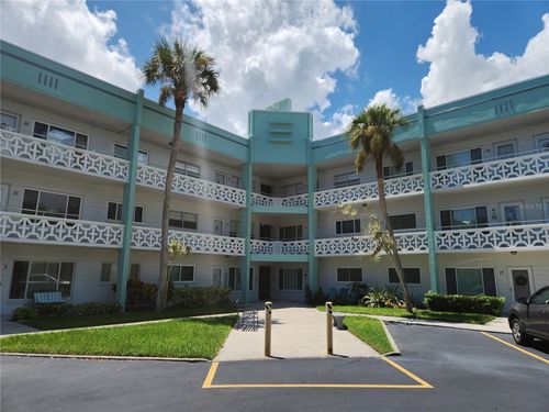 apt-57-2455 Finlandia Ln, CLEARWATER, FL, 33763-3352 | Card Image