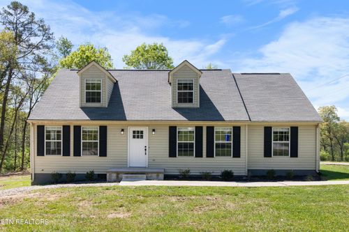 9708 Smoky Row Rd, Strawberry Plains, TN, 37871-1253 | Card Image