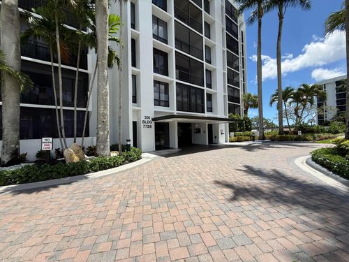 373-7738 Lakeside Blvd, Boca Raton, FL, 33434-6415 | Card Image