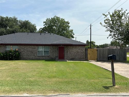 121 S Brownell St, La Porte, TX, 77571-5537 | Card Image