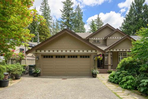 4532 Ramsay Rd, North Vancouver, BC, V7K2N5 | Card Image