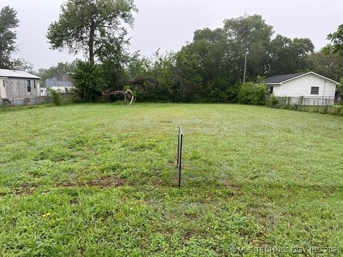 9 Earl Phelps, Caddo, OK, 74729 | Card Image