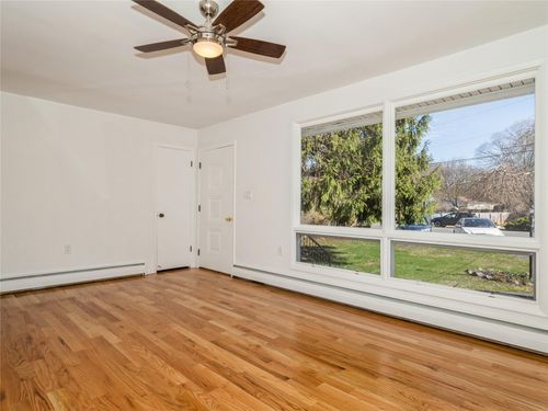 29 Circle Dr, Hyde Park, NY, 12538-1507 | Card Image
