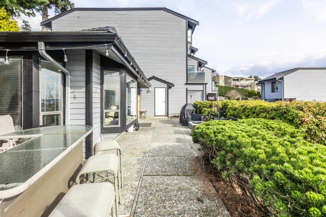 6 - 14985 Victoria Avenue, Townhouse with 3 bedrooms, 2 bathrooms and 2 parking in White Rock BC | Image 39