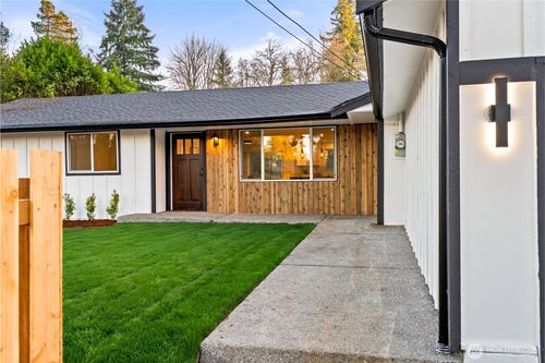 2622 80th St E, Tacoma, WA, 98404-4151 | Card Image