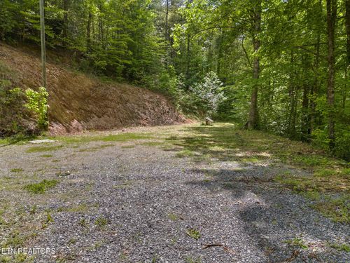 4304 Bruce Ogle Way, Pigeon Forge, TN, 37863 | Card Image