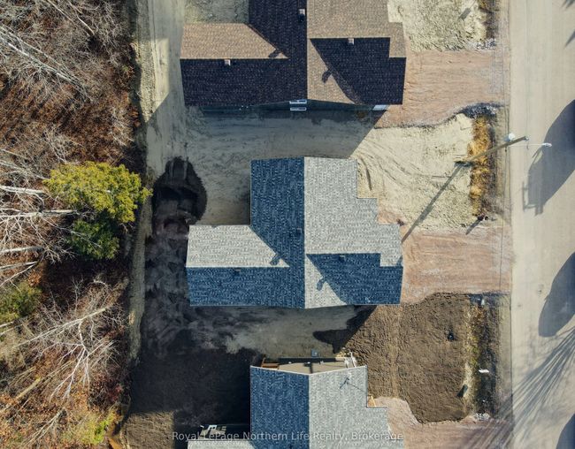 422 Roy Street S, House other with 3 bedrooms, 2 bathrooms and 2 parking in West Nipissing ON | Image 25