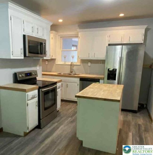 1027 Clamtown Rd, House other with 4 bedrooms, 2 bathrooms and null parking in Tamaqua PA | Image 19