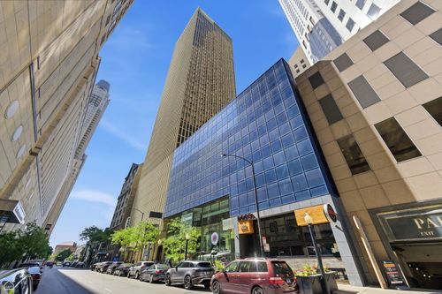 36d-100 E Walton Street, Chicago, IL, 60611 | Card Image