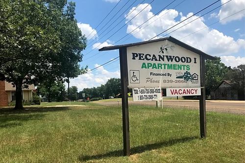 502 W Main St, Whitehouse, TX, 75791-3477 | Card Image