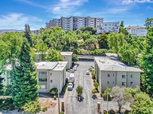 apt-2-177 N El Camino Real, San Mateo, CA, 94401-2719 | Card Image