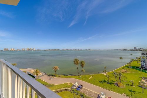 apt-801-2 Seaside Ln, BELLEAIR, FL, 33756-1988 | Card Image