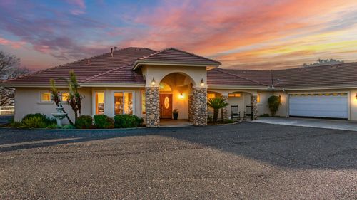 16489 Goat Ranch Rd, Springville, CA, 93265-9354 | Card Image
