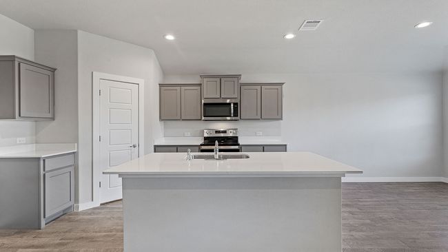 1772 River Bend Rd, House other with 4 bedrooms, 2 bathrooms and null parking in Burleson TX | Image 7