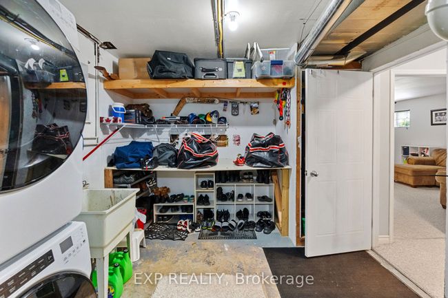 8033 Willsie Line, House other with 4 bedrooms, 2 bathrooms and 4 parking in Thedford ON | Image 37