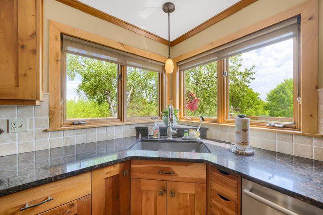 Even The Sink Has A view! | Image 13