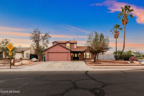 3360 W Avenida Obregon, Tucson, AZ, 85746-7921 | Card Image