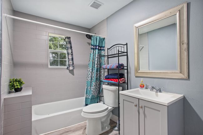1515 Buena Vista St, House other with 4 bedrooms, 2 bathrooms and null parking in Mesquite TX | Image 12