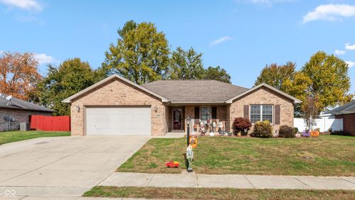 1839 Richards Dr, Seymour, IN, 47274-7451 | Card Image