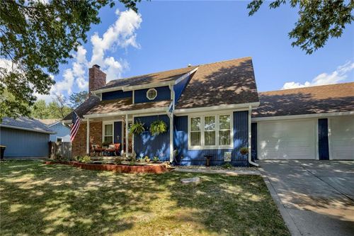 129 Crestview Ct, Lansing, KS, 66043-1414 | Card Image