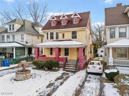 10624 Grantwood Ave, Cleveland, OH, 44108-3621 | Card Image