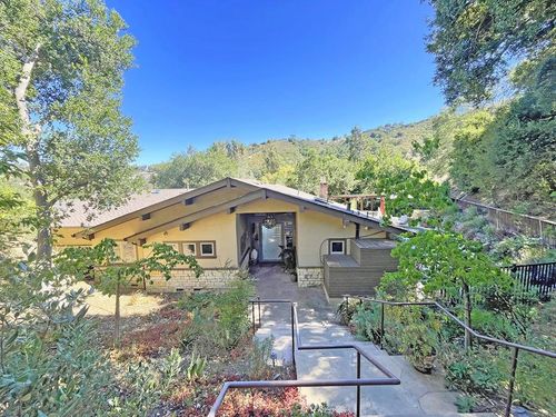 135 Lynton Ave, San Carlos, CA, 94070 | Card Image